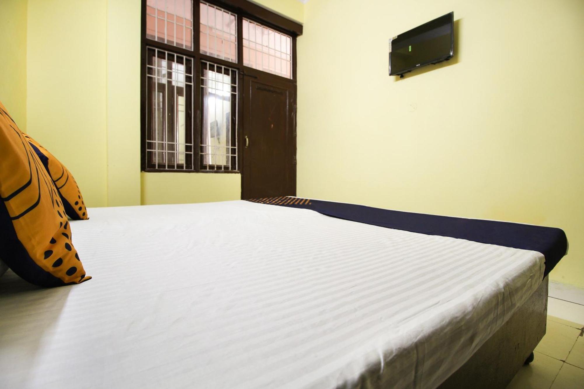 Collection O Hotel Kavya Guest House Τζαϊπούρ Εξωτερικό φωτογραφία